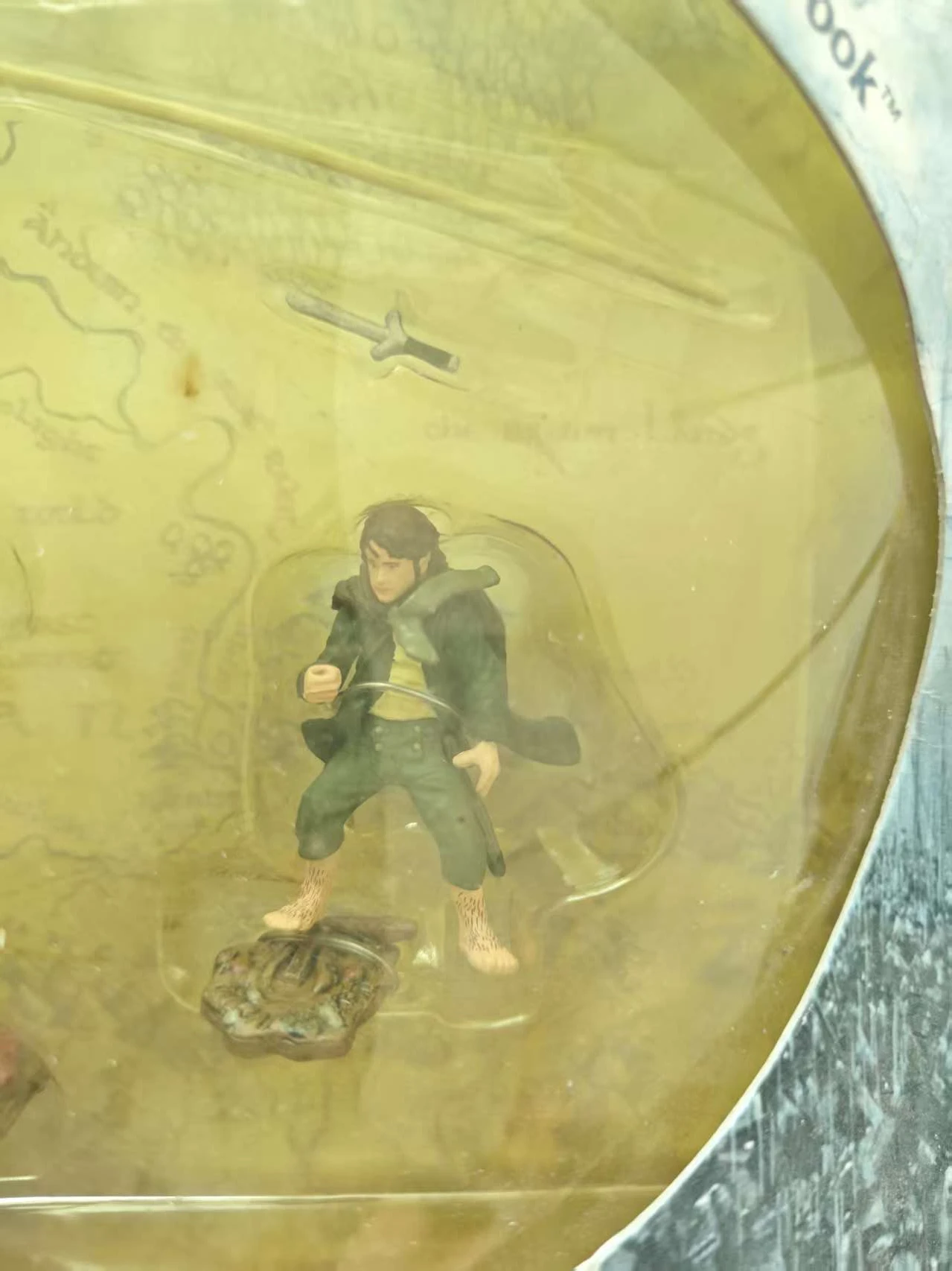 El Señor de los Anillos Ermies de la Tierra Media Gandalf El Blanco en Shadowfax y Frodo Baggins Play Along 2003 Figuras de acción