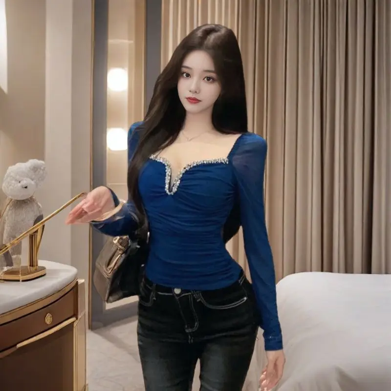 Sexy Crystal V-Neck T-shirt New Spring Autumn Women Bling Base Shirt 2026 Female Long Sleeve T-shirt Blouses Pullover Top