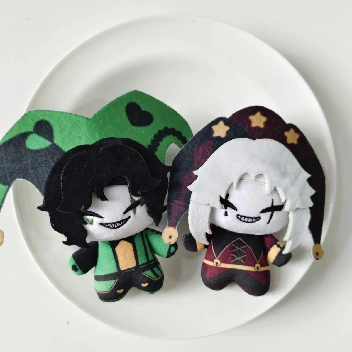 Bambola di cotone stampata da 10 cm con motivo Freak Circus Pierrot, ornamento per zaino o regalo di compleanno per bambini e adulti