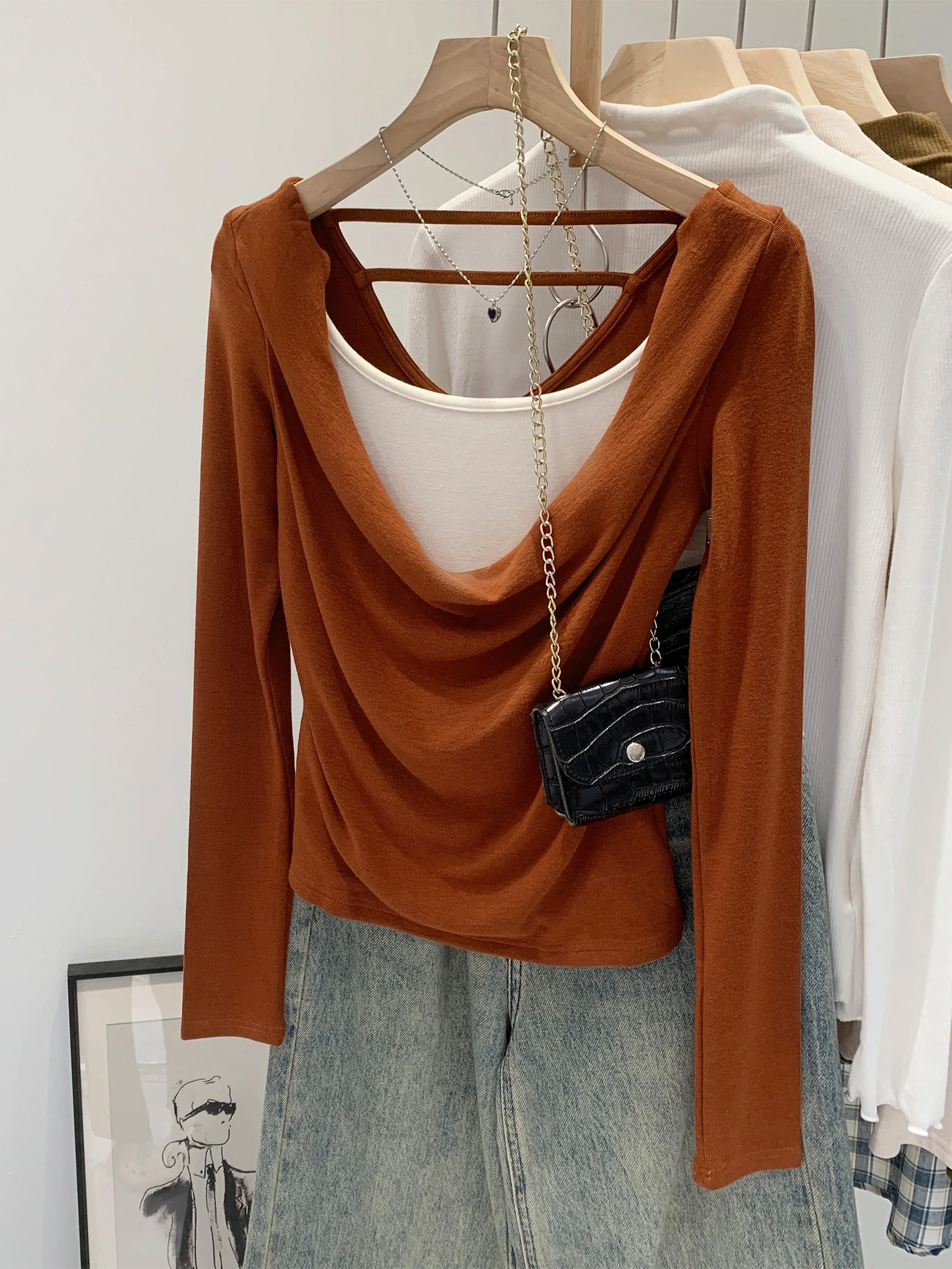 

Elegant Long Sleeve T-Shirt Women's Slim Fit Base Shirt Autumn Winter New Korean Style Casual Fashion Soft Comfortable Cotton...