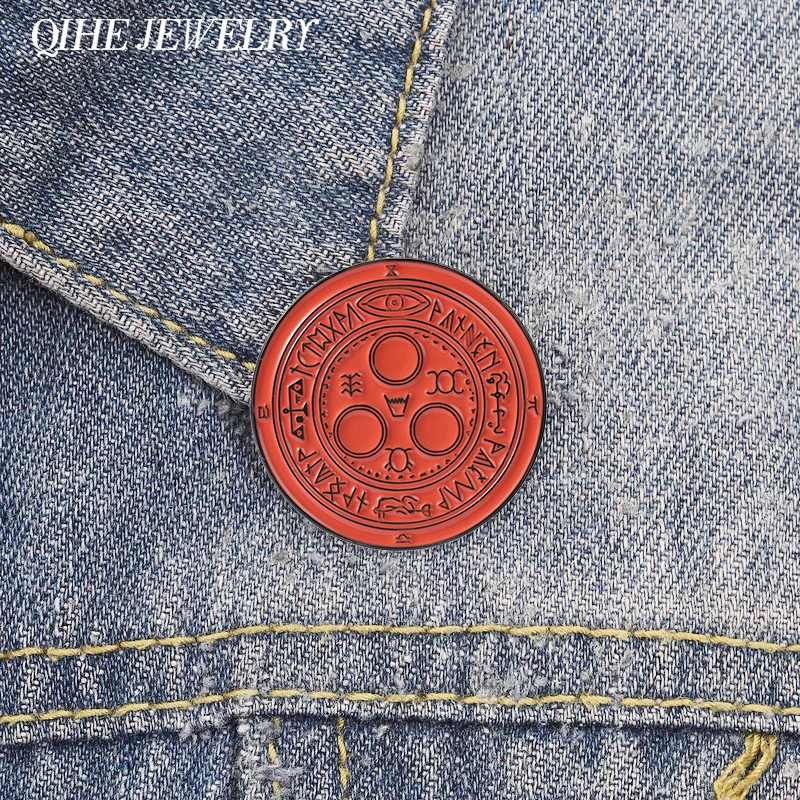 Halo of the Sun Symbol Emblem Enamel Pin Gothic Horror Game Cult Organization The Order Emblem Brooch Lapel Badge Accessory Gift