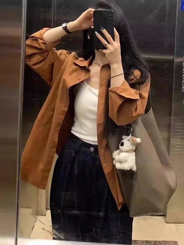 

Коричневая рубашка с длинным рукавом в стиле кафе, свободного кроя, повседневная, винтажная, весенне-осенняя, в гонконгском стиле, качественная, с воротником, на пуговицах, однотонная