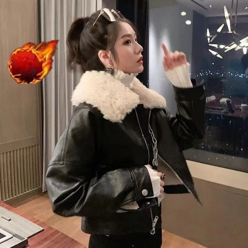 Outerwear Women Short 2023 Autumn Winter Lamb Fur Collar Retro Hong Kong Flavor Leather Coat Motorcycle Thickened Jacket Women