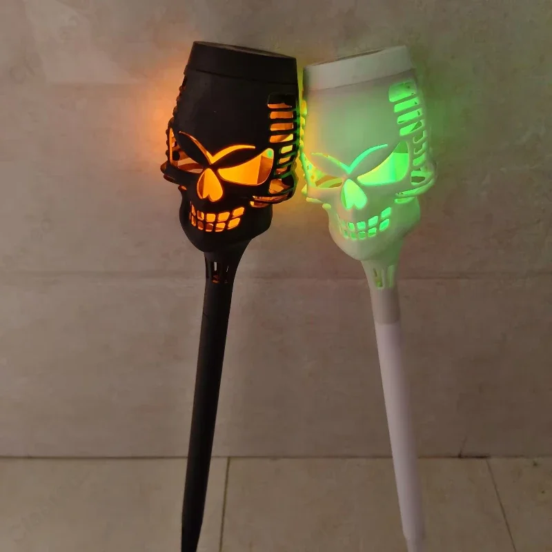 Creative New LED Solar Skull Simulation Flame Light Courtyard Garden Lawn Plug-in Landscape Light Atmosphere Decoration Lighting