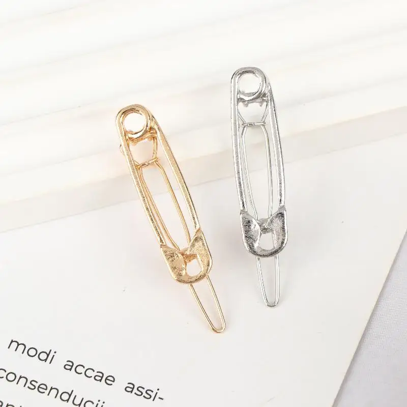 2Pcs Punk Personalized Punk Minimalist Girl Hairpin Hair Accessories Snap-on Side Clips Bangs Clips view 4