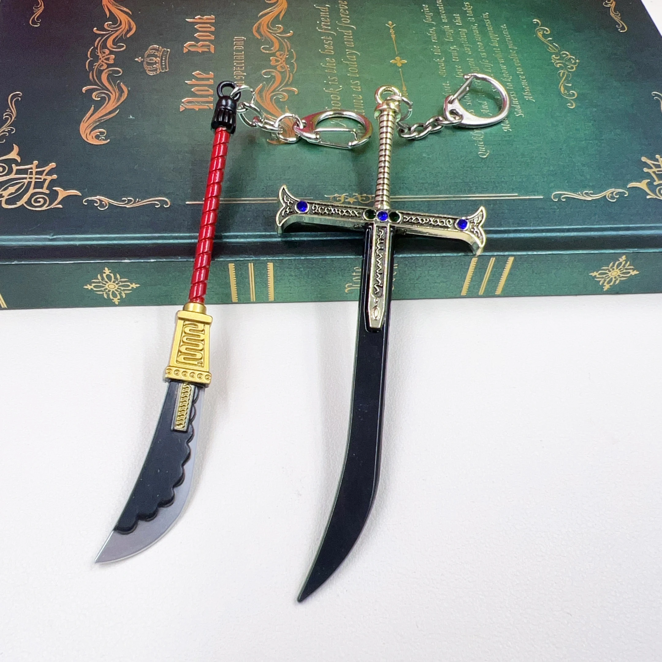 13cm Hawk Eyes Sword Keychain Black Cross Blade Yoru Keychain for Men OP Anime Accessories Car Key Ring Key Holder llaveros