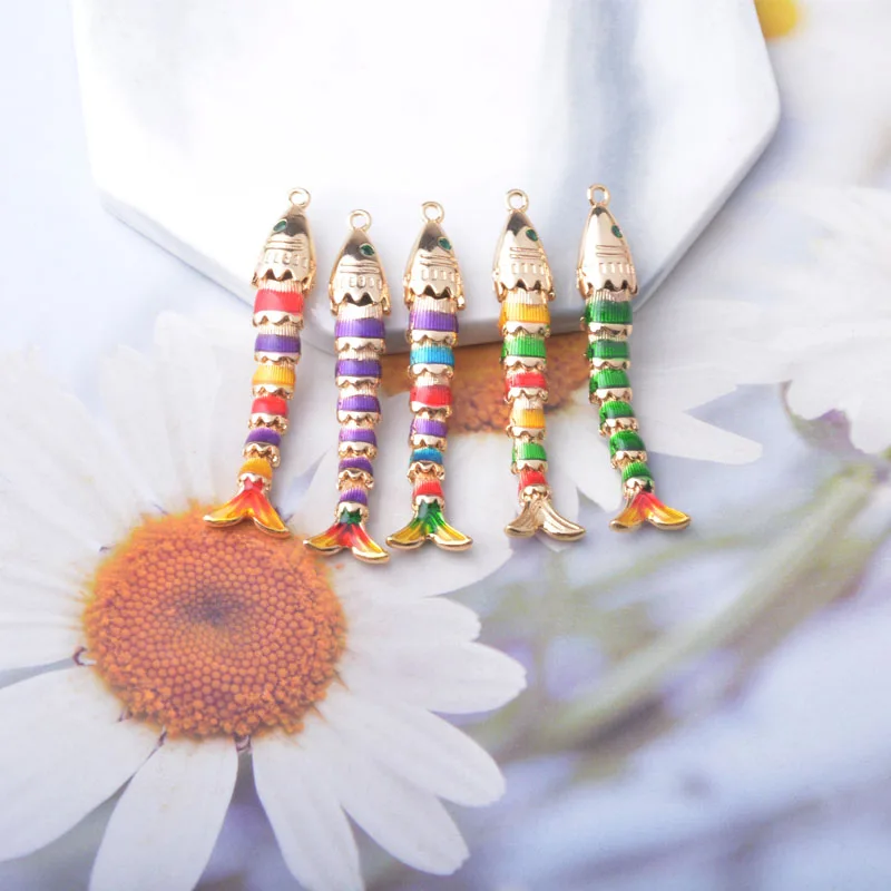 1 Stück Kupfer 18k vergoldeter Emaille 3D Fisch Anhänger Damen Langer Schlüsselanhänger Handtaschen-Halskette Anhänger Schmuck Deko-Accessoires – Detail 3
