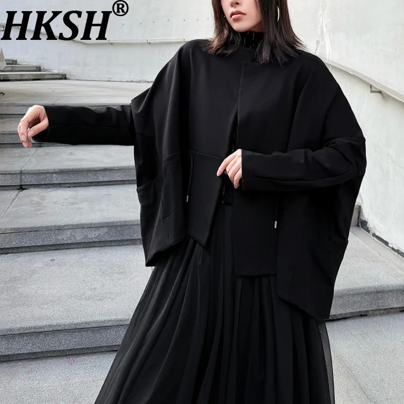 

HKSH Spring Autumn New Women Jacket Square Collar Batwing Sleeves Darwstring Waist Dark Versatile Stylish Oversized Coat HK17323