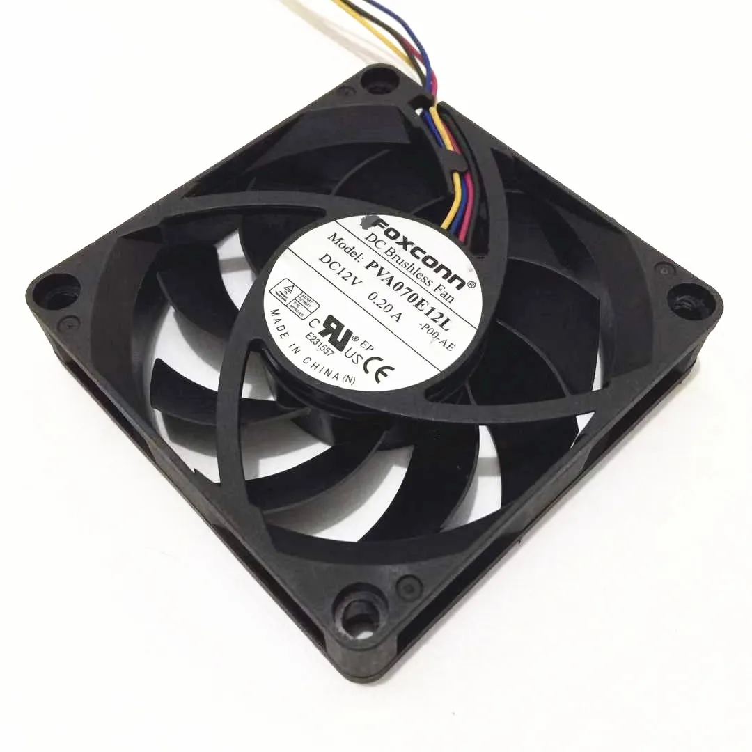 

FOXCONN PVA070E12L DC 12V 0.20A 3-wire 70x70x15mm Server Cooling Fan