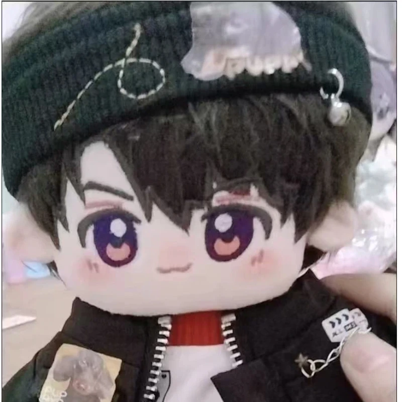 20cmのゲーム「ラブアンドディープスペース」のキャラクター、ケイレブ・アプルのぬいぐるみ。子供向けフィギュア、綿の体、コスプレ衣装、枕、ソファ、クリスマスプレゼント。