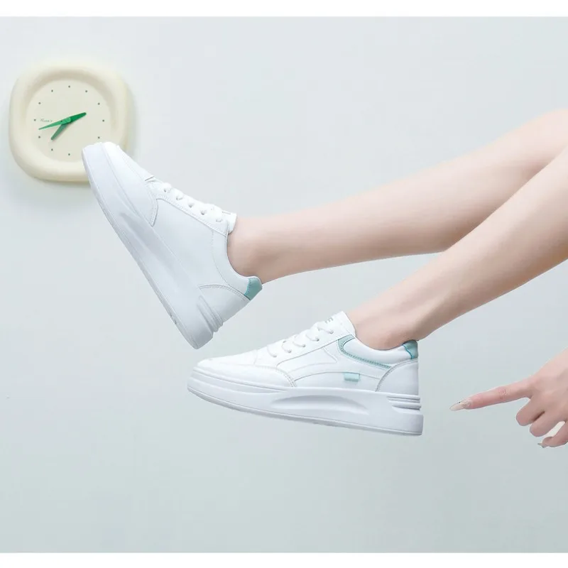 

2025 Women's Shoes Platform Sneakers Lace-Up Women Running Shoes Outdoor Breathable Tennis Shoes PU Leather White Casual Shoe