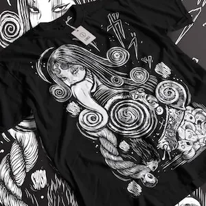 Unisex Horror Manga Creepy Girl T-Shirt, Dark Anime Gothic T-Shirt