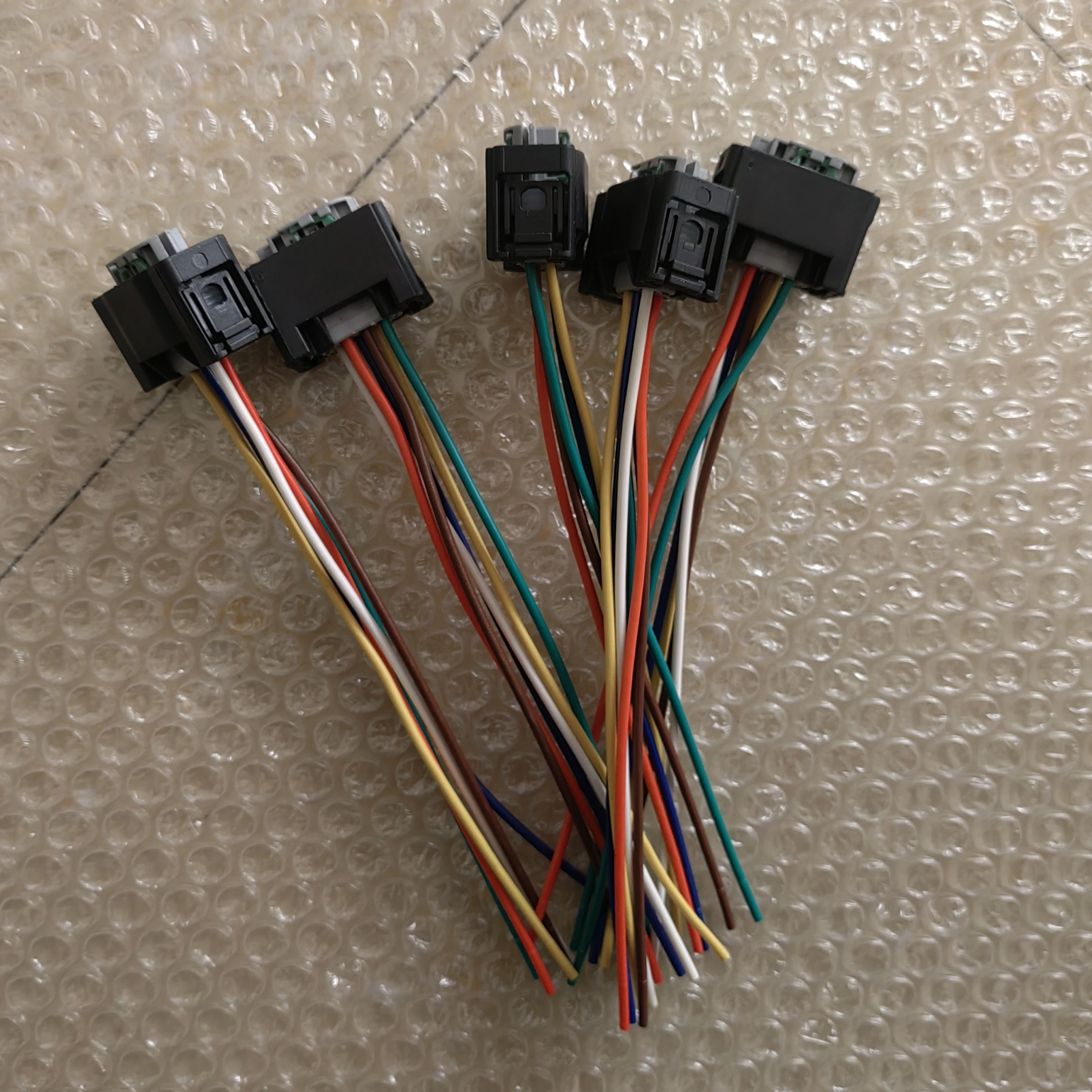 5/10 Connector of Height Level Sensor 4B0907503 for Bmw Mercedes-Benz Vw Audi Ford OE# 37140141445, 37141093698,37146784697