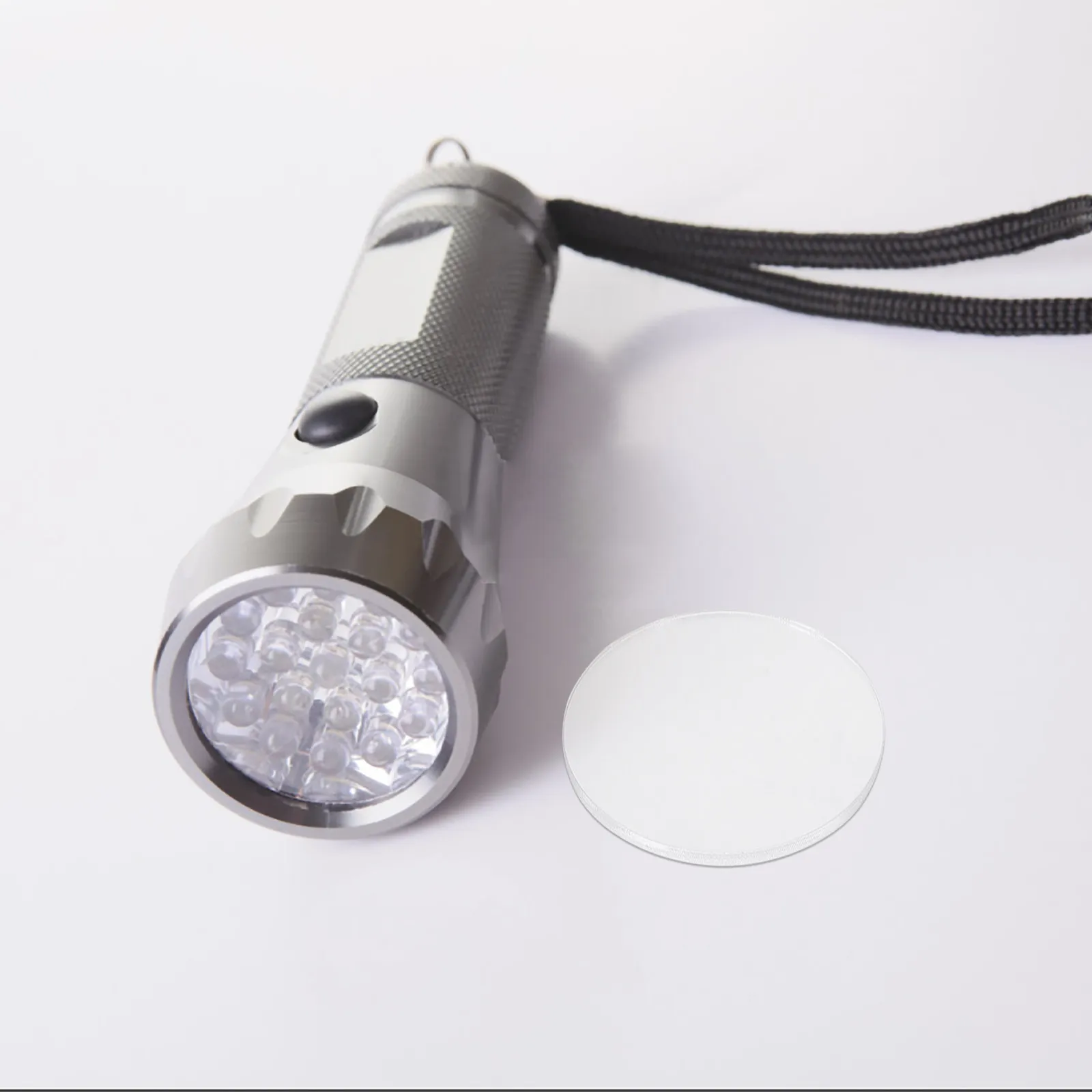 20pcs Flashlight Lens 5.6cm Diameter 1.8mm Thick Scratch-Resistant Clear PC Replacement for Camping Hiking