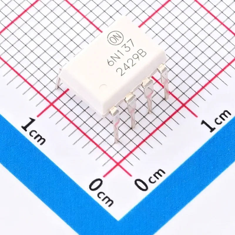 10PCS/LOT 6N137M marking 6N137 Logic Output Optoisolator 10Mbps Open Collector 2500Vrms 1 Channel 10kV/µs (Typ) CMTI 8-DIP