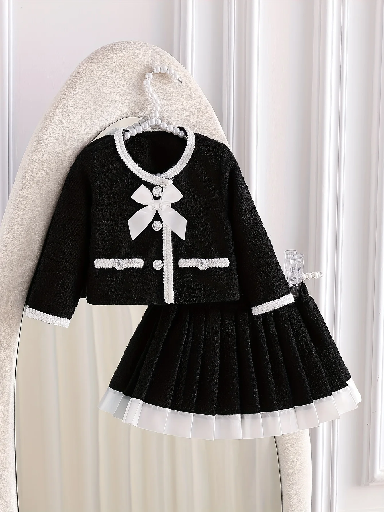 

Baby Girl Spring-Autumn Light Fragrance Two-piece Set: For Outings & Travel, Perfect for Birthdays & Valentine’s Gifts