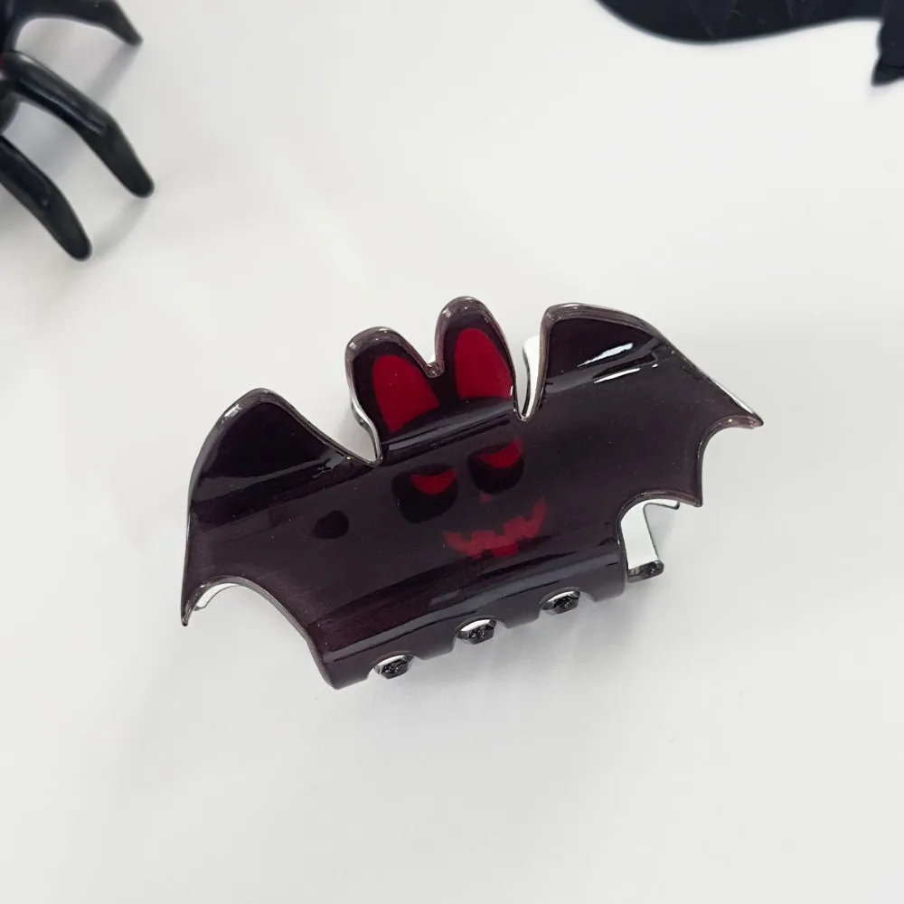 

Creative Acrylic Halloween Hair Claw Ghost Spider Halloween Themed Gripper Geometry Hair Clip Skeleton Shark Clip Girls