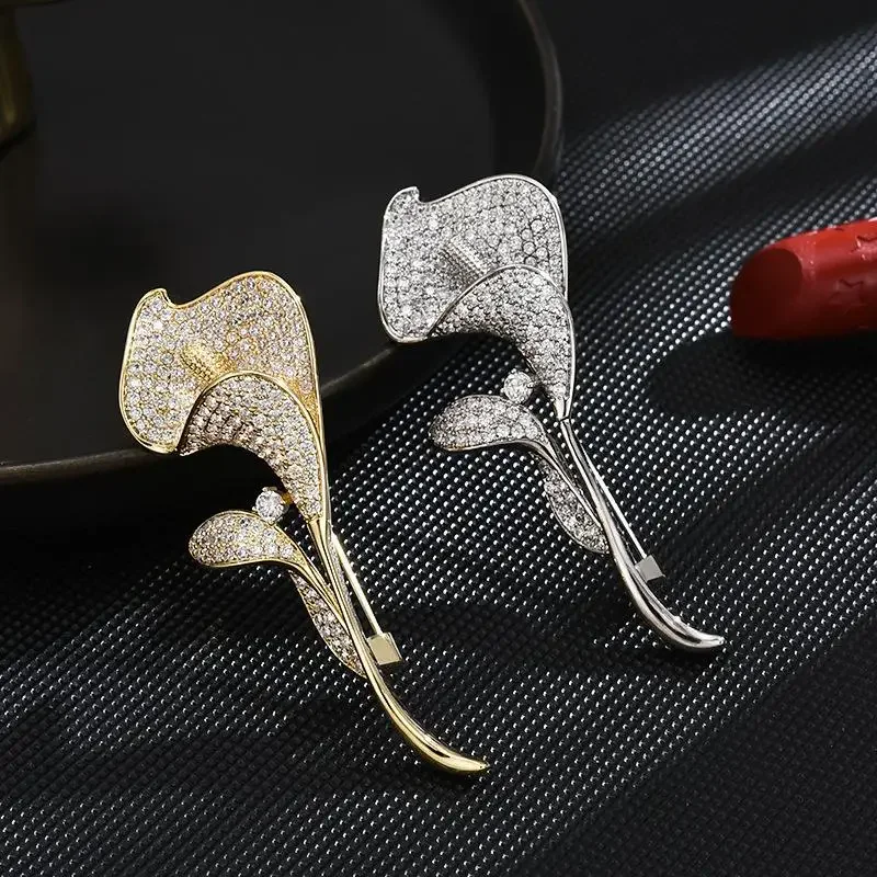 Fashion Exquisite Shiny Rhinestone Tulip Brooches For Women Clothing Coat Jewelry Accessries Gift