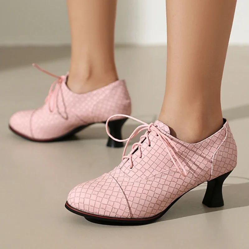 

Розовые лоферы для женщин, модные туфли на низком каблуке 2025 года, черные, синие классические туфли-лодочки для вечеринки, свадьбы, офиса, женские туфли, большой размер 45-4