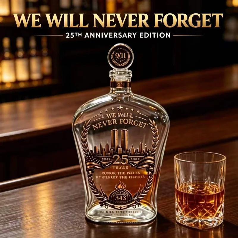 Creative Engraved Glass Whiskey Decanter, Lead Free Crystal Liquor Bottle for Bourbon Vodka, Home Bar Decor Unique Gift for Men