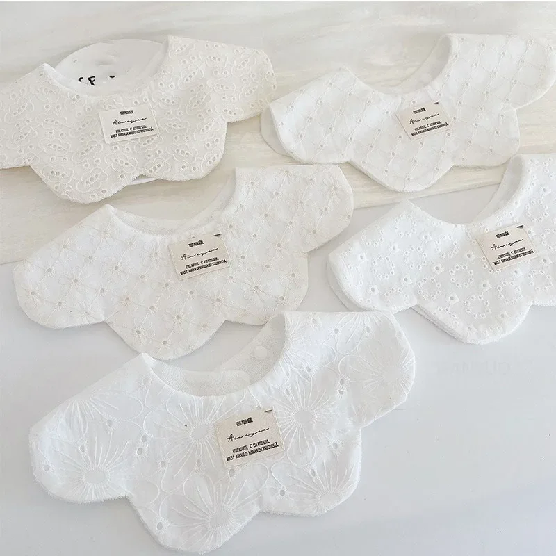 Korean New White Cotton Printed Lace Baby Saliva Towel Fashion Children Bibs Soft Waterproof Girls Boys Infant Burp Cloths 0-2Y