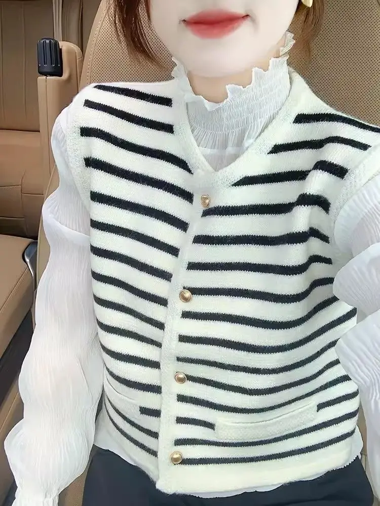 Black and white striped sleeveless knitted vest jacket women\'s spring and autumn cardigan outerwear sweater vest