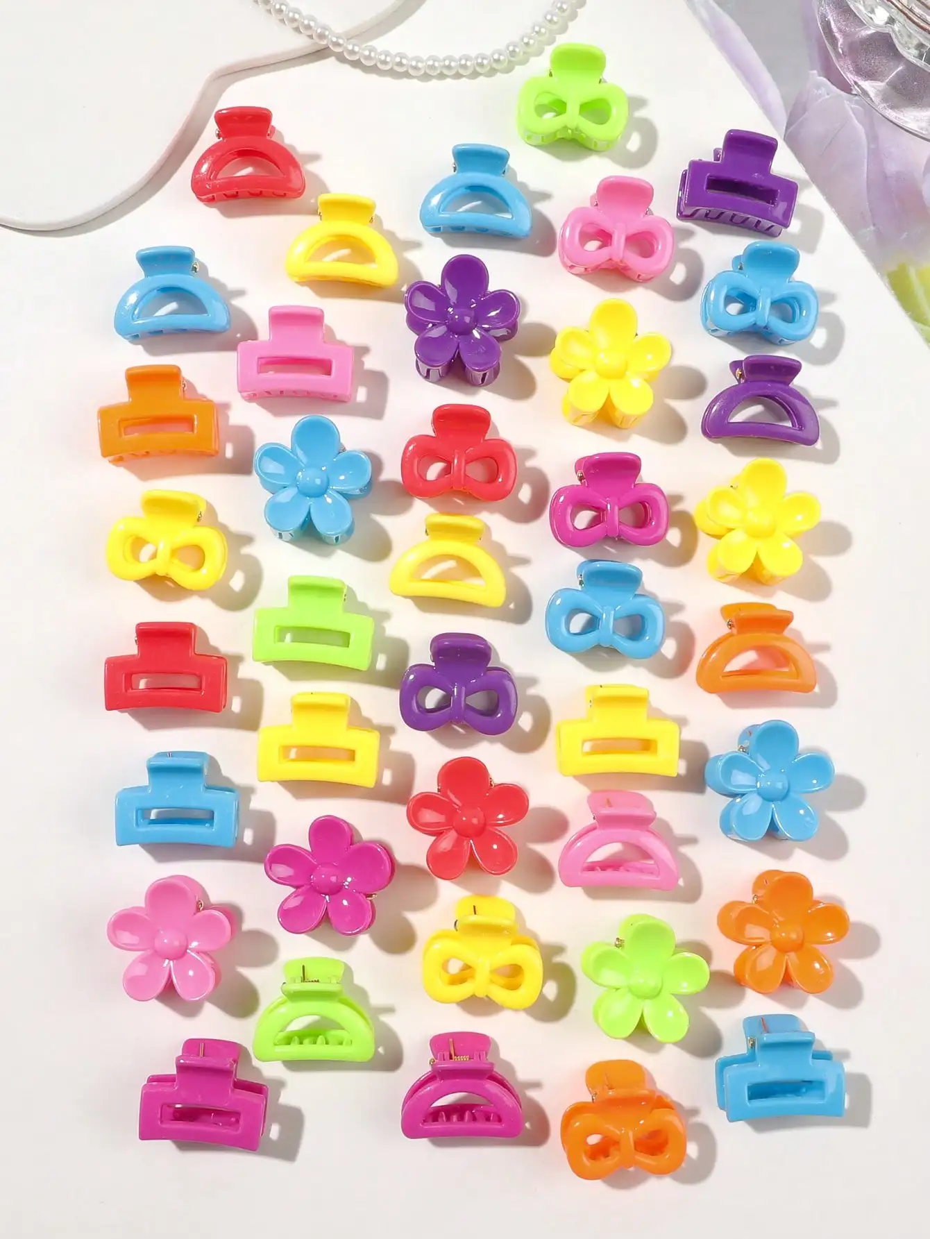 40 Stück langlebige Mini-Haarklammern, ideal für Kinder und Erwachsene, zur Haarstyling-Dekoration, zum Befestigen von Ponyfransen, mit starkem Halt, Multifunktions-Klemmklammern – Detail 4