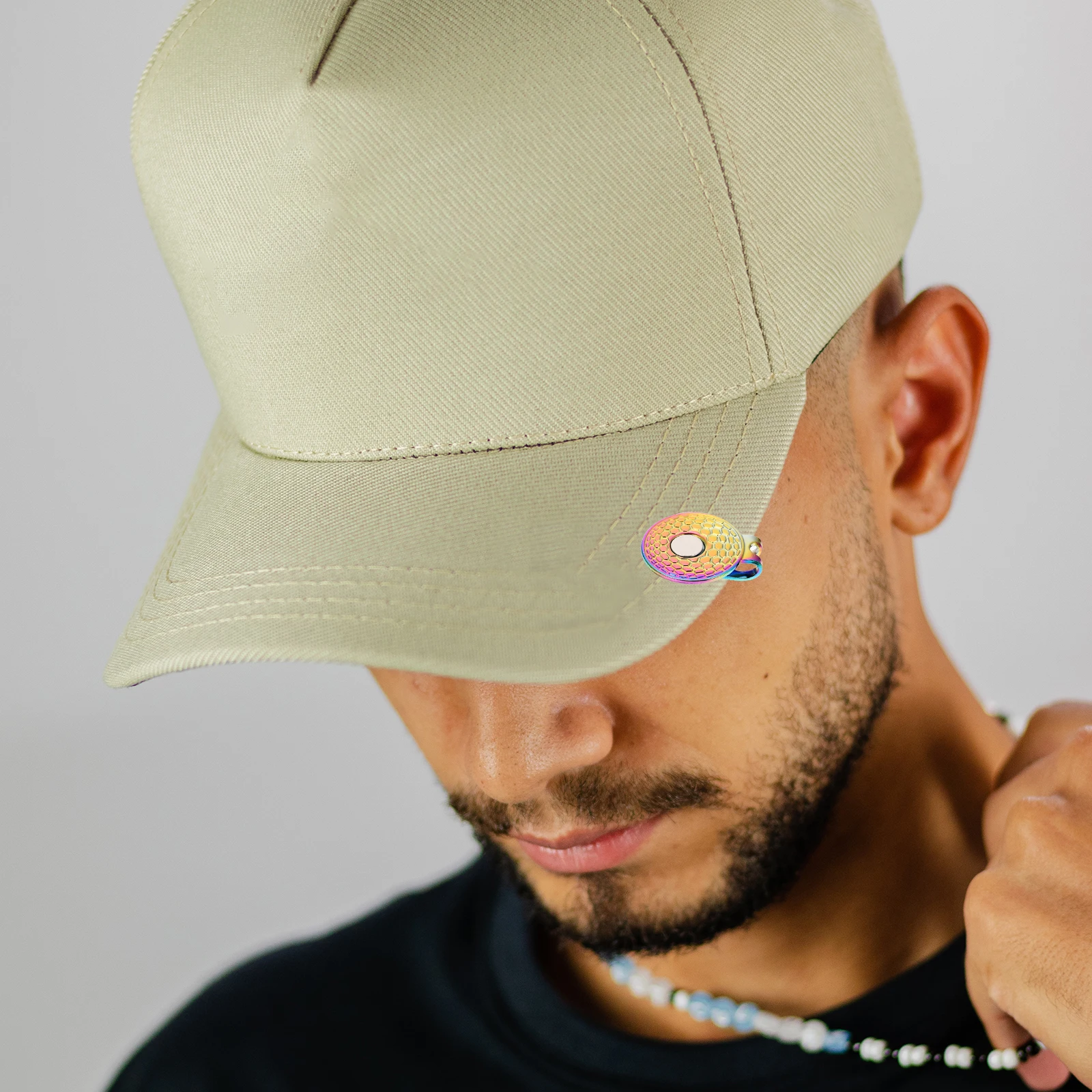 

3pcs Golf Marker Zinc Alloy Hat Clip Portable Vibrant Color Smooth Design for Visors Hats Belts Lightweight