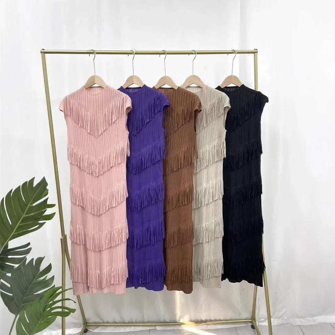 

Directly From The Manufacturer Female Slim Skirt 2025 New Solid Color Loose Meat Cover Summer Must-have Fringed Dress