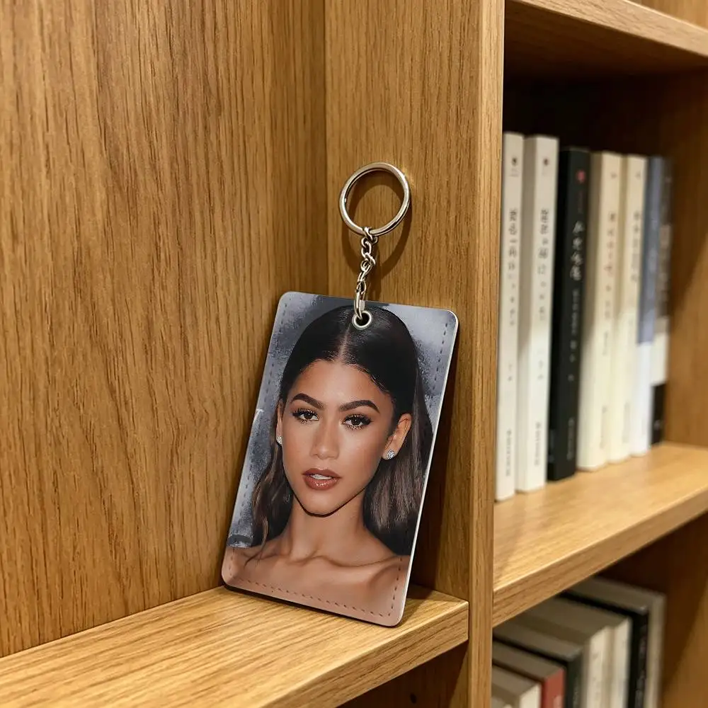 Popular actress Z-Zendaya Card Case Leather Card Holder Keychain Key Ring Door Access Tags ID Card Case Keychain