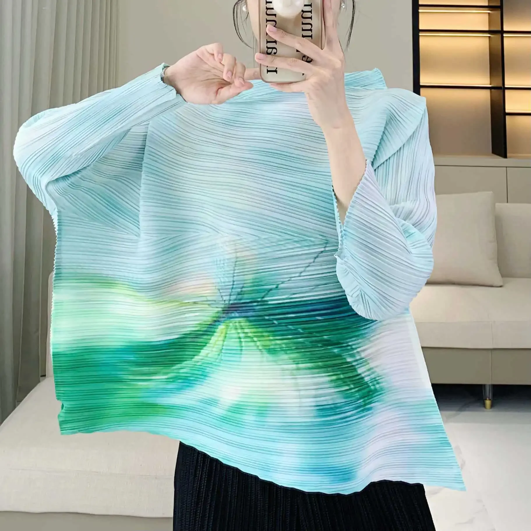 Pleats Pleated Stand-up Collar T-shirt Casual Printed Top Irregular Design Loose Elegant 2024 Fall New Women's Clothing