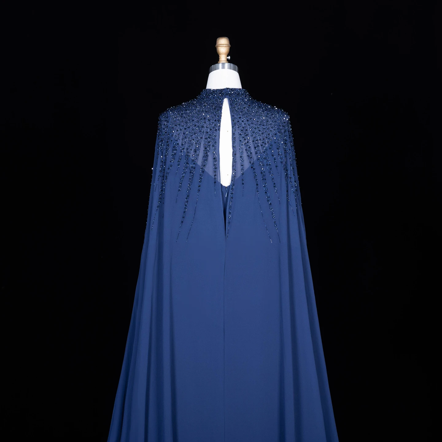 Sharon Said Abendkleider Luxuriöse Meerjungfrauen-Kleider mit V-Ausschnitt, Chiffon, Kristallen, Arabisch, Dubai, formelle Partykleider mit Umhang SS074 Maßanfertigung – Detail 8