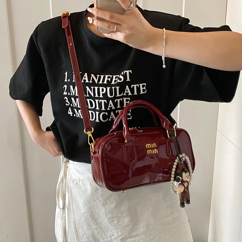 

‌2024 Glossy Crossbody Bag for Women - Luxury Designer Shoulder Bag with Top Handle, Unique Birthday Gift Designer's design