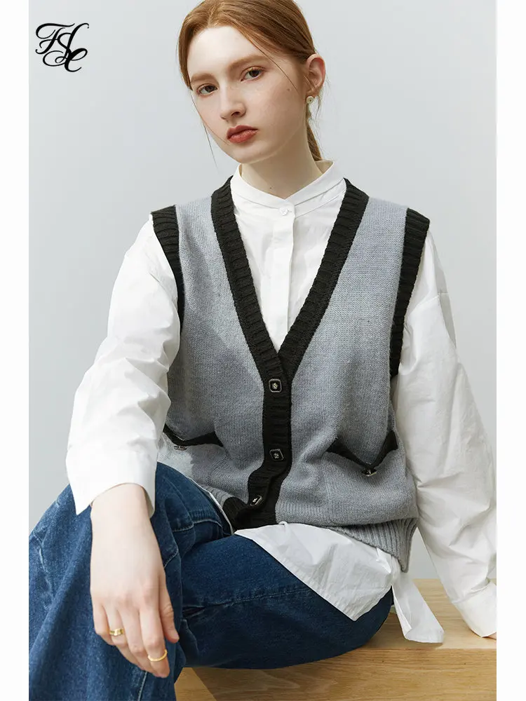 

FSLE Vintage Celebrity Style Knitted Waistcoat 2022 New Autumn Winter Layered V-neck Niche Sense Commuter Female Sweater Vests