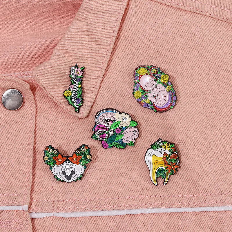 الأعضاء الأزهار المينا دبابيس الجنين الرحم الأسنان الضلع الكبد الكلى الحوض الدماغ الرئة دبابيس التلبيب شارات حقيبة مجوهرات هدية بالجملة