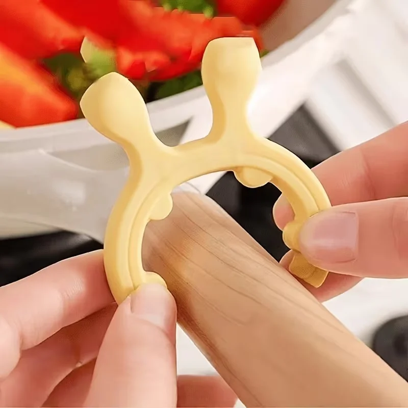 Deer Ear Pot Rack - Heat-Resistant Silicone Kitchen Utensil Holder with Non-Slip Handle, Durable Suitable for Large/Small Pots - view 2