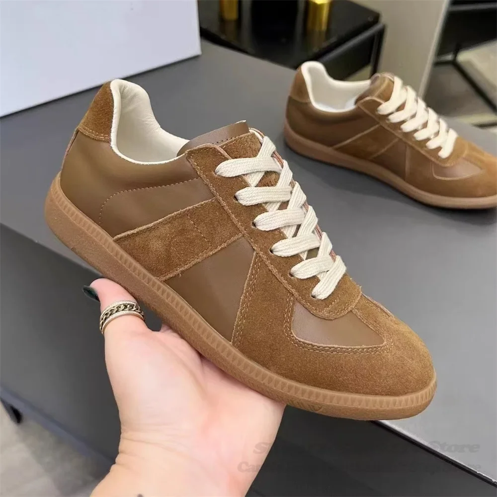 Classic Summer Breathable Color Blocked Fashion Leather Casual Flat Sports Shoes Men Low Top Lace Up German Training Shoes