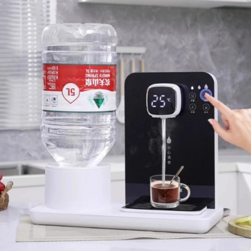 

Мгновенный диспенсер для воды, бытовая настольная питьевая машина для бутилированной воды, новинка 2025 года, маленькая машина для прямого питья