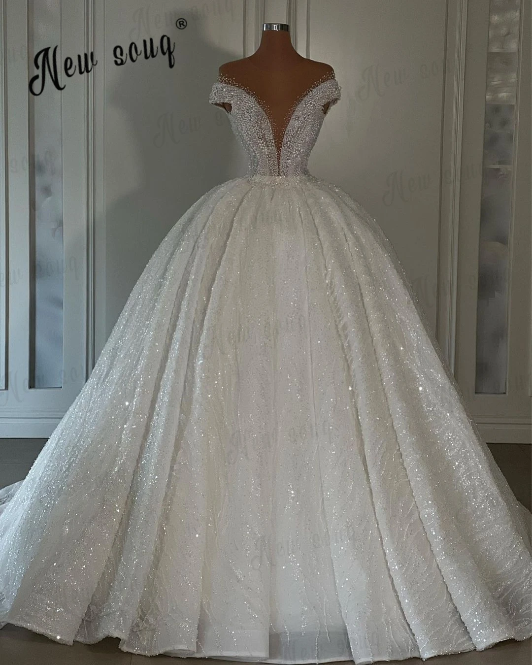 

2023 Ball Gown Wedding Dress for Women Custom Made Arabic V Neck Short Sleeves Pearls Bridal Gown Vestido De Casamento Plus Size