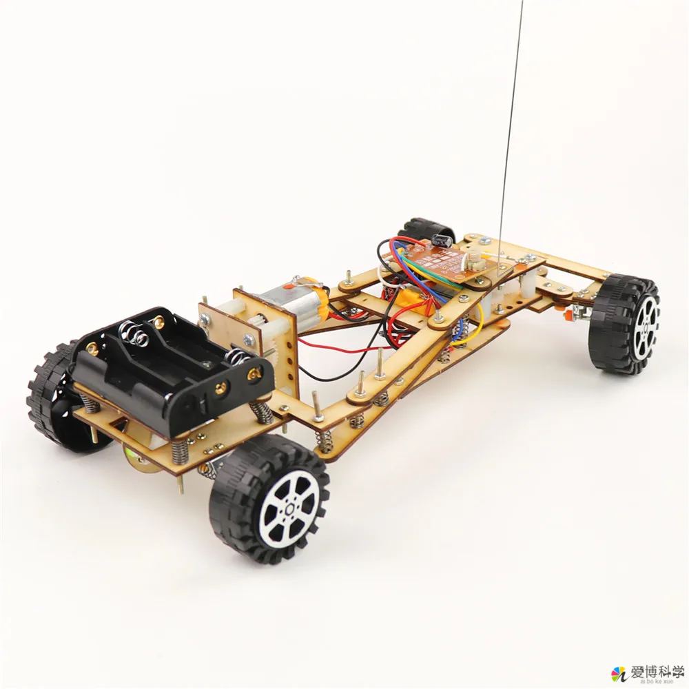 Dispositivo de tecnología de bricolaje, coche de tracción en las cuatro ruedas, STEM, juguetes científicos, modelo de máquina de física, diseño educativo