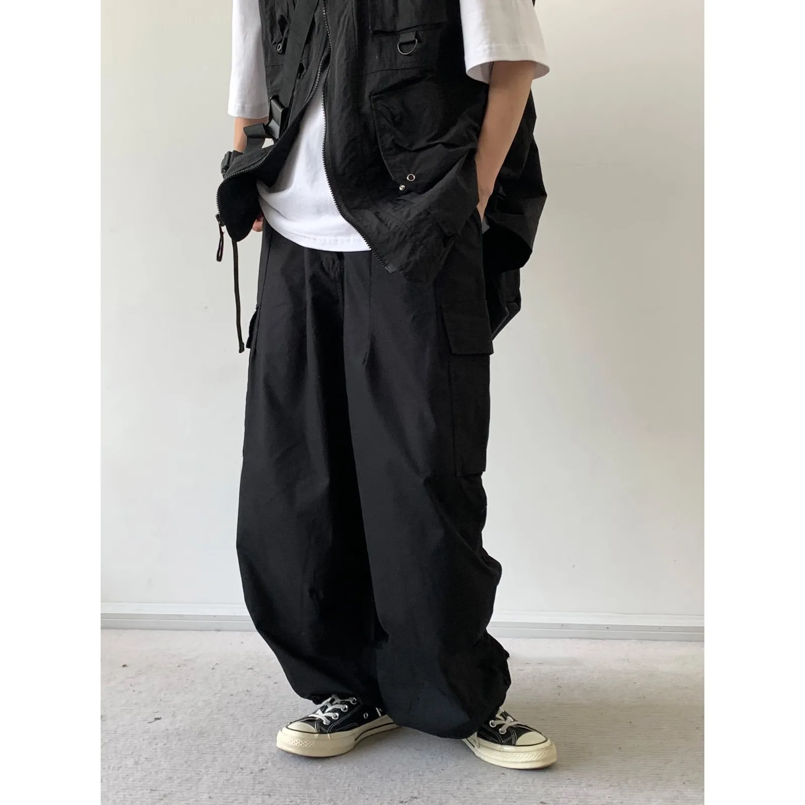 Spring Autumn Japanese Men's Loose Wide Leg Solid Color Multi Pocket Casual Trendy Loose Simple Basic Daily Cargo Trousers Male