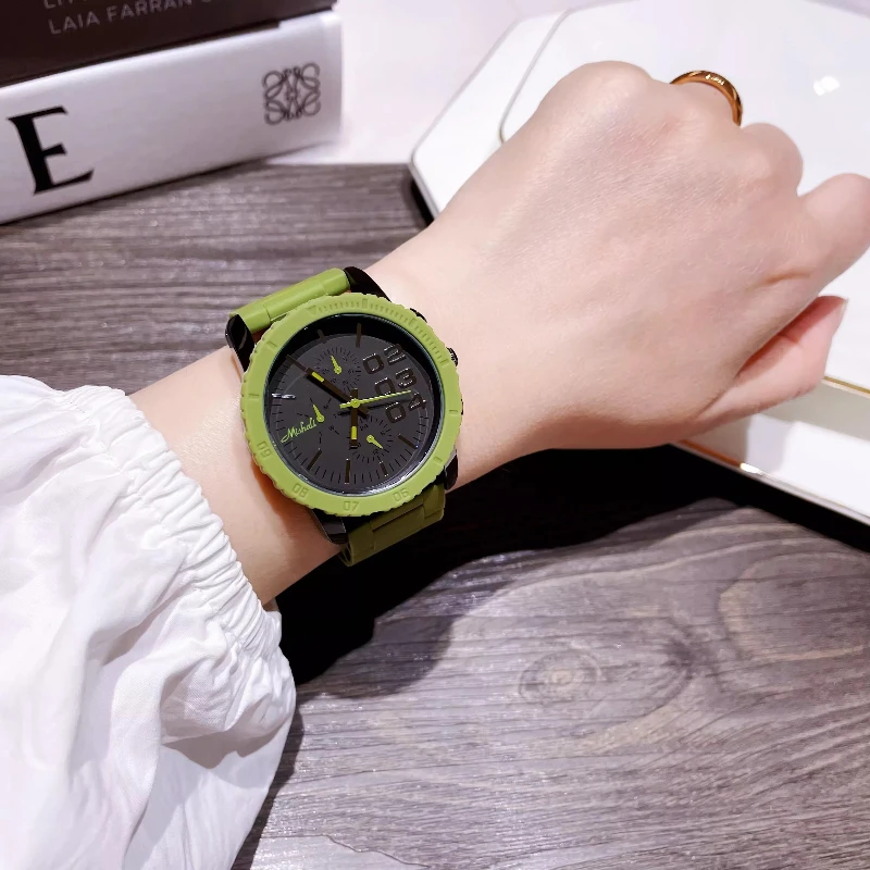 Classic trend women's watch elegant simple handsome waterproof 2025 quartz watch birthday gift