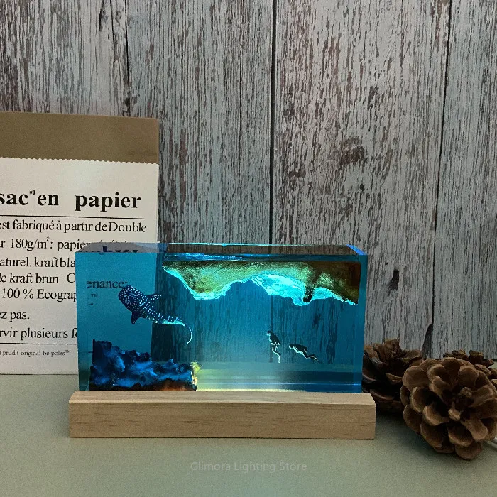 Resin Ocean Shark Small Night Light Desk, Handmade Epoxy Figurine for Couples, Mid-Autumn Birthday Festival Gift for Home Decor