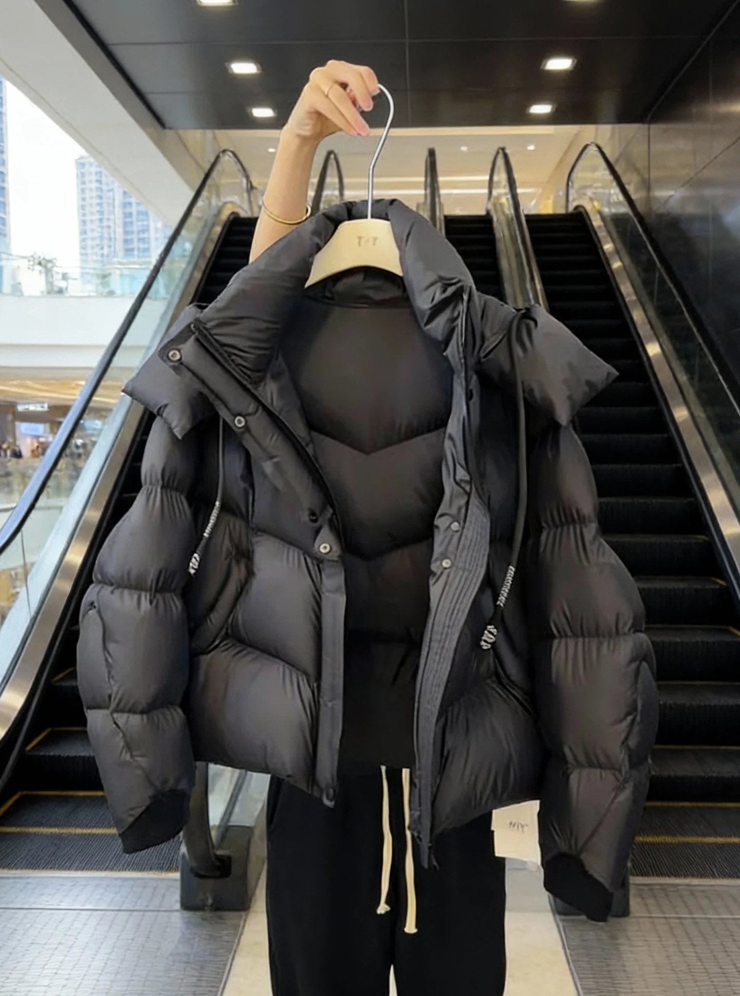 

Sli ort Puffer Jaet Women's Bla Bouffant Winter Coat Ele Faion Polyester Fiber High Fill Power Du down