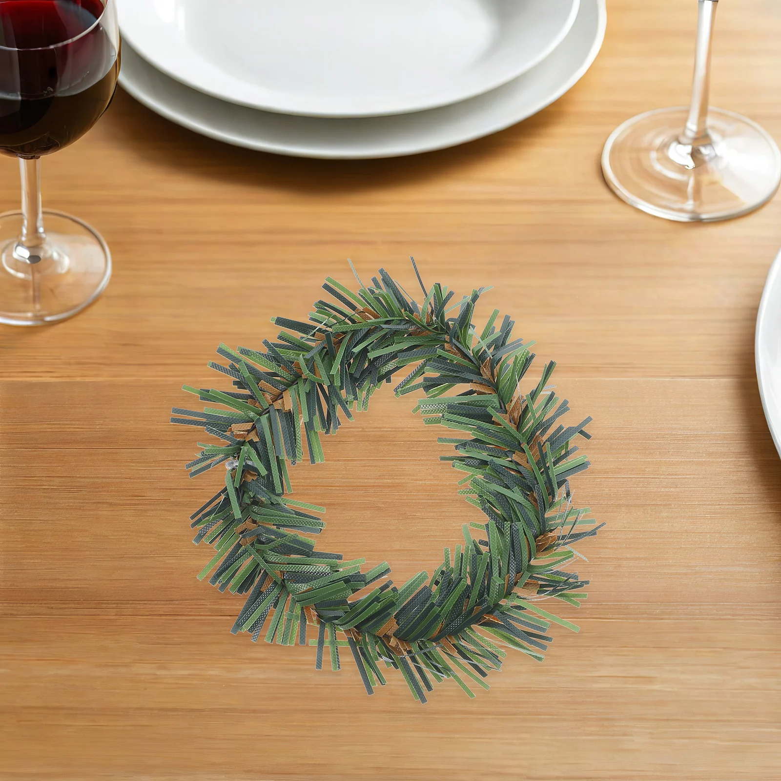 24Pcs Christmas Wreath Napkin Rings Holiday Decorative Buckles Artificial Greenery Garland Dining Table Green Napkin Holder