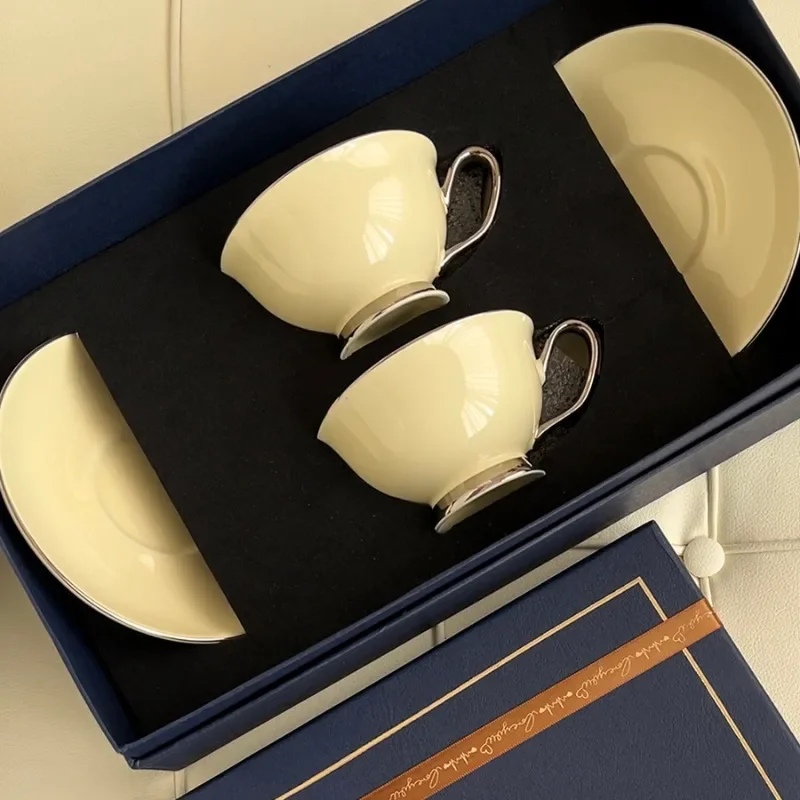 European Style Coffee Cup and Plate Set Perfect for Housewarming and Wedding Gifts High-End Exquisite Design