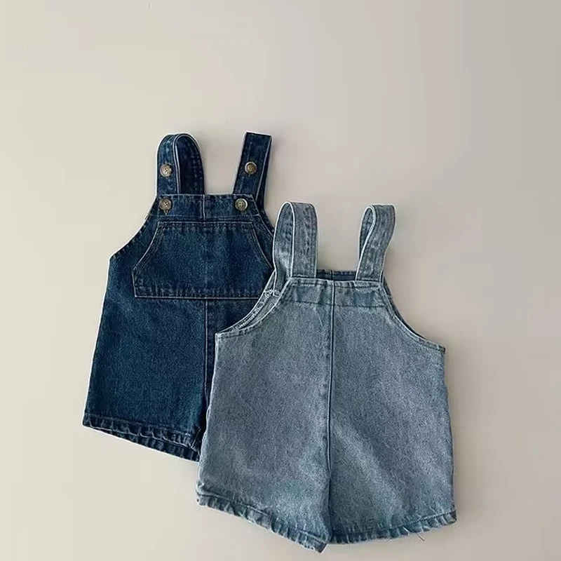 

Джинсы на бретелях для новорожденных, летние джинсовые шорты с карманами для девочек 0-3 лет, однотонный повседневный комбинезон для мальчиков
