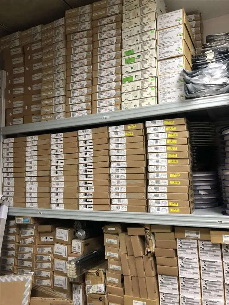 1/10PCS Straight plug rectangular active crystal oscillator DIP-4P 1M 2M 3M 4M 5M 6M 8M 10MHZ 4 feet