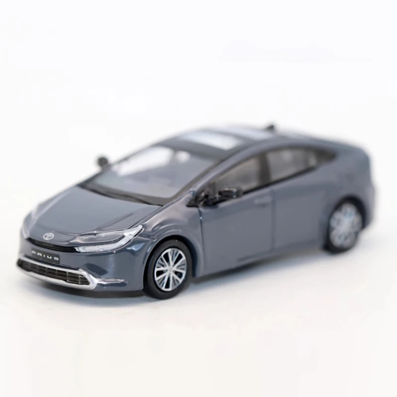 PARA64 Maßstab 1:64 2023 TYT Prius Legierung Simulation Auto Modell Statische Sammlung Dekoriert Urlaub Geschenke Spielzeug Souvenir Geschenk