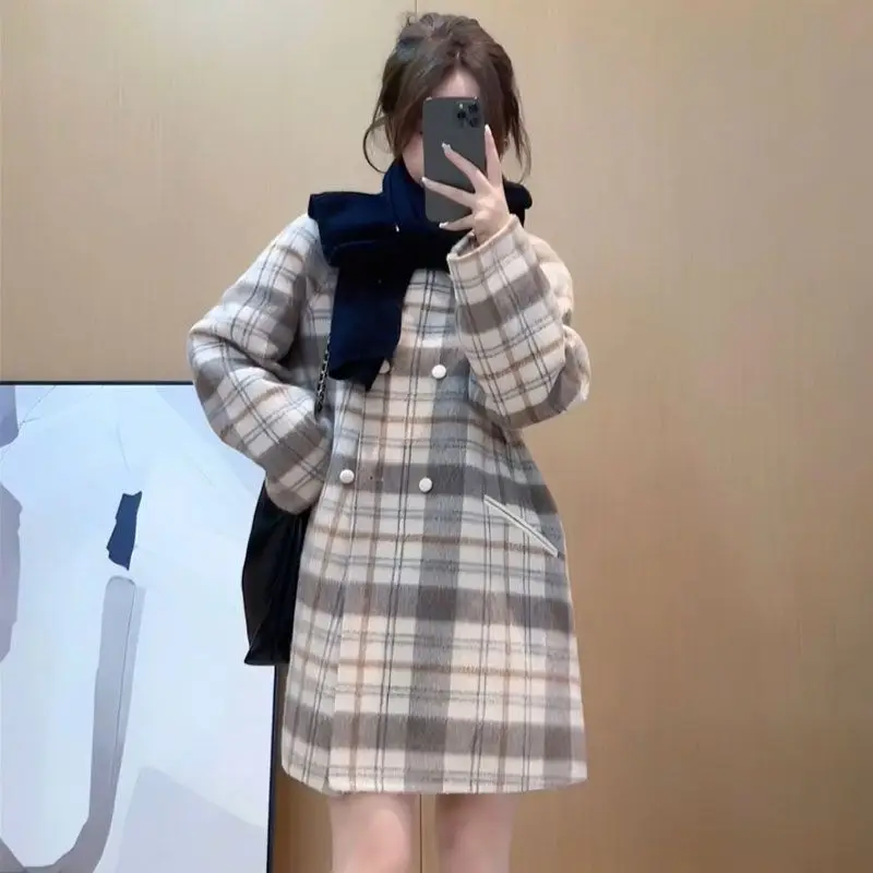 

High-end Korean Cape Plaid Double-sided Wool Coat Women's Mid-length 2024 Autumn New Thick Warm and Comfortable Woolen Coat